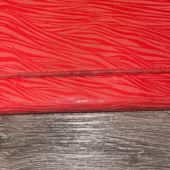 CARLOS FALCHI FATTO A MANO WMN RED PINK ZEBRA SUEDE DESIGNER SHOULDER BAG CHAIN - Picture 2 of 9